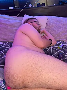 Snapshot of Comfortable_Bite chatting on November 2025 11:09:01 PM Comfortable Bite online show from November 2025 11:09:01 PM