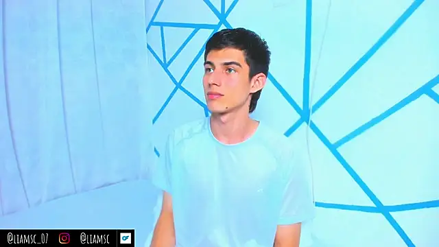 liam scott77 online show from October 2025 08:43:02 PM