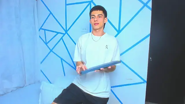 liam scott77 online show from November 2025 11:54:01 PM