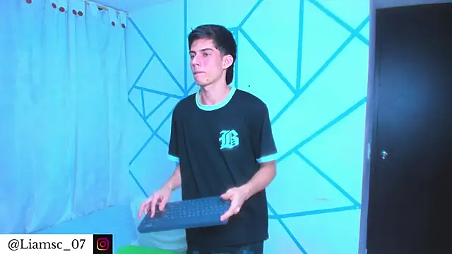 liam scott77 online show from March 2026 01:28:02 AM