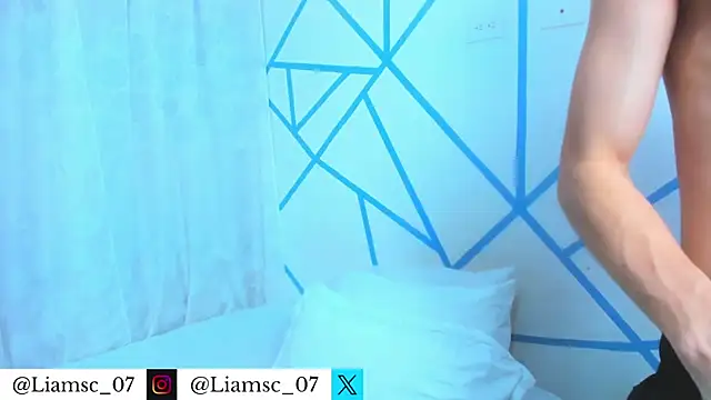 liam scott77 online show from May 2026 09:10:02 PM