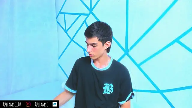 liam scott77 online show from October 2025 08:08:01 PM