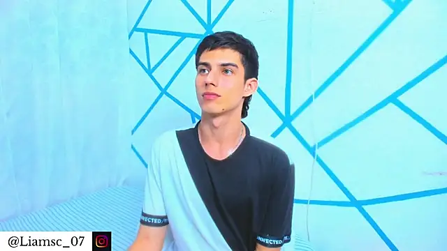 liam scott77 online show from November 2025 10:10:01 PM