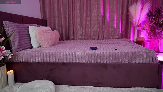 EmilyHudsson 1 online show from October 2025 06:27:01 PM