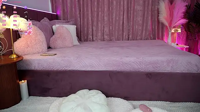 EmilyHudsson 1 online show from November 2025 06:23:01 PM