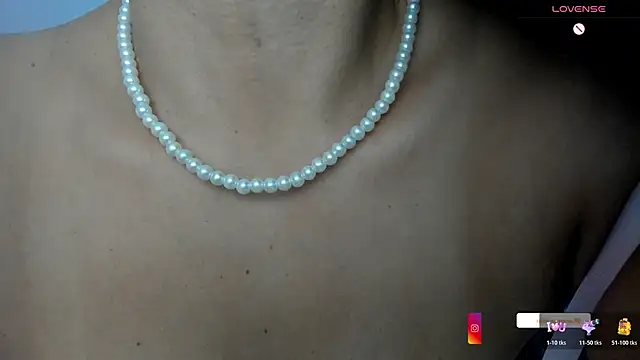 sara maisa online show from November 2025 08:02:02 PM