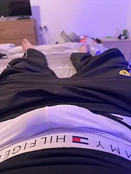 Snapshot of Goosebumps_21 chatting on December 2025 07:31:01 PM Goosebumps 21 online show from December 2025 07:31:01 PM