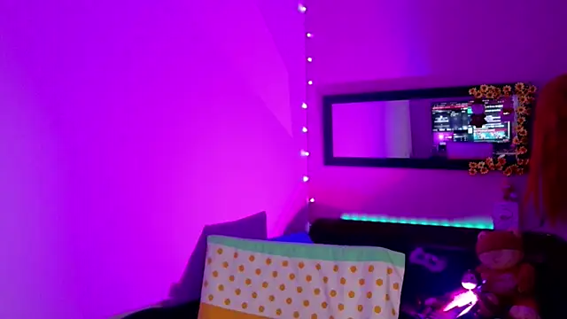 Micaela Rangel online show from November 2025 03:28:02 AM