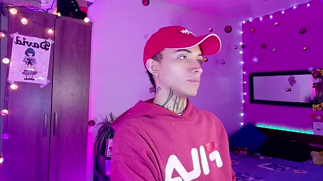 Micaela Rangel online show from December 2025 04:01:01 AM