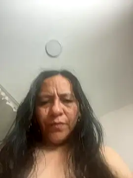Freya Artemisa online show from September 2025 05:44:01 PM