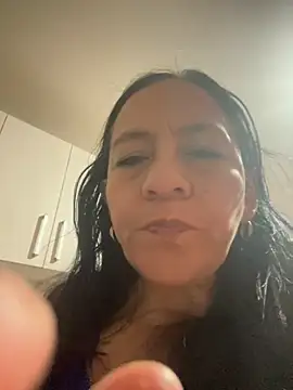 Freya Artemisa online show from November 2025 06:46:02 PM