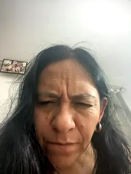 Freya Artemisa online show from November 2025 06:52:02 PM