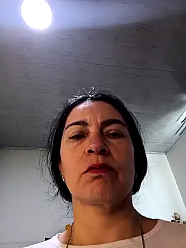 renata hot1 online show from April 2026 04:46:02 PM