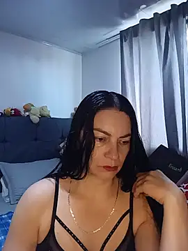 Snapshot of renata_hot1 chatting on May 2026 07:12:01 PM renata hot1 online show from May 2026 07:12:01 PM