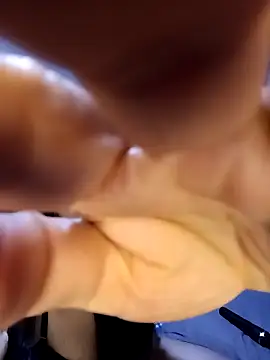 renata hot1 online show from March 2026 01:18:02 AM