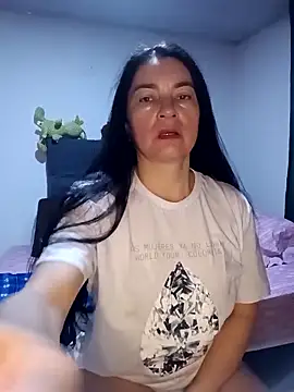 renata hot1 online show from October 2025 01:17:02 AM