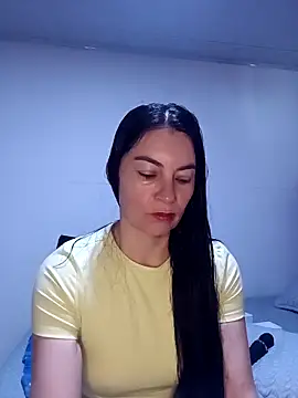 renata hot1 online show from February 2026 07:23:01 PM