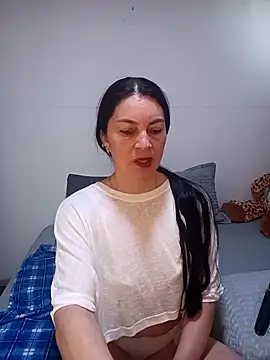 renata hot1 online show from March 2026 06:35:02 PM