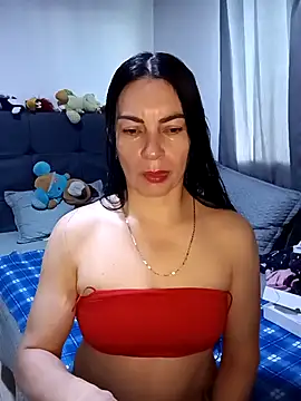 Snapshot of renata_hot1 chatting on May 2026 07:28:02 PM renata hot1 online show from May 2026 07:28:02 PM