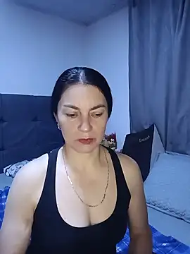 Snapshot of renata_hot1 chatting on June 2026 12:51:02 AM renata hot1 online show from June 2026 12:51:02 AM