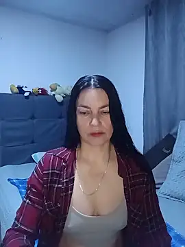 Snapshot of renata_hot1 chatting on May 2026 01:05:01 AM renata hot1 online show from May 2026 01:05:01 AM