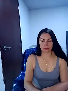 renata hot1 online show from February 2025 01:08:02 PM