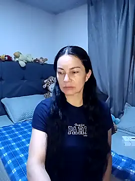Snapshot of renata_hot1 chatting on May 2026 12:38:01 AM renata hot1 online show from May 2026 12:38:01 AM