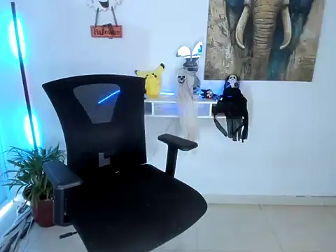 nairobbits online show from October 2025 01:11:01 PM