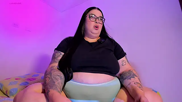 Apriilpeach  online show from November 2025 05:34:01 PM