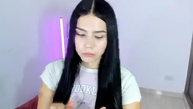 Natasha su  online show from October 2025 10:09:02 PM