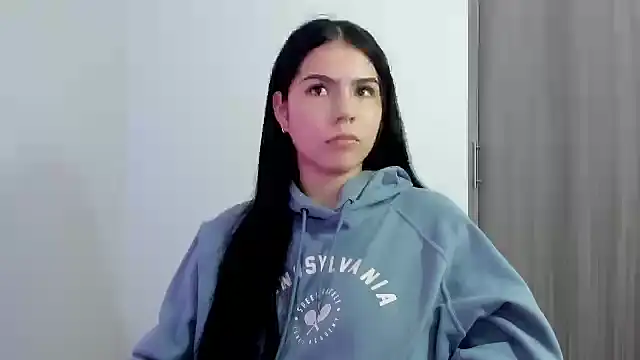 Natasha su  online show from October 2025 09:26:01 PM