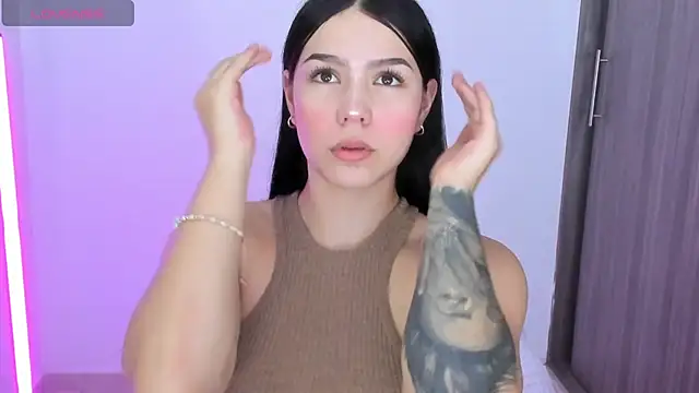 Natasha su  online show from December 2025 10:02:01 PM