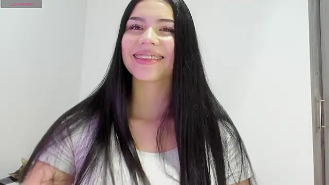 Natasha su  online show from January 2025 12:16:02 AM