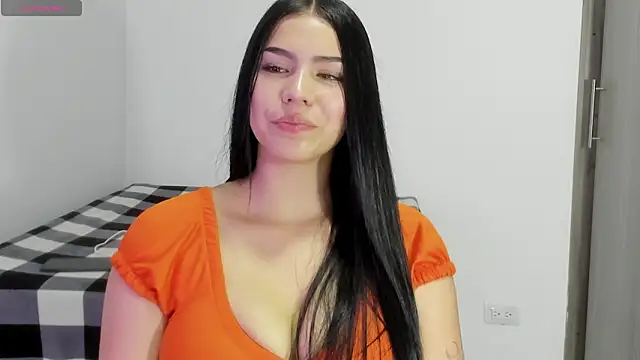 Natasha su  online show from January 2025 12:09:02 AM