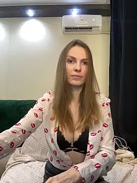 RachelBelI online show from March 2025 11:22:02 PM