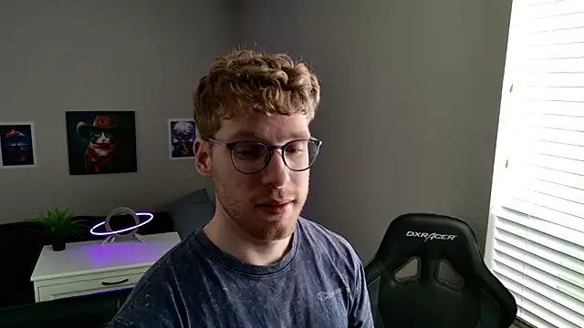 BlueEyedTallGuy94 online show from February 2026 09:03:02 PM