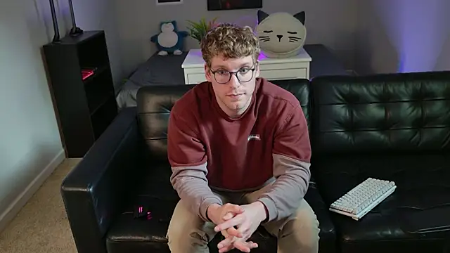 BlueEyedTallGuy94 online show from January 2026 11:08:01 PM