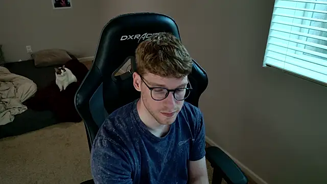 BlueEyedTallGuy94 online show from June 2026 02:57:02 AM