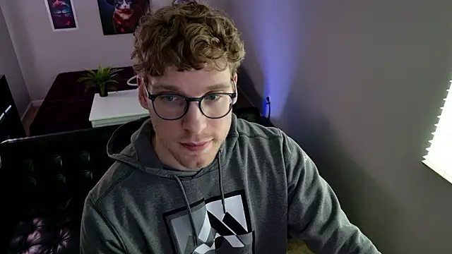 BlueEyedTallGuy94 online show from March 2026 09:09:01 PM