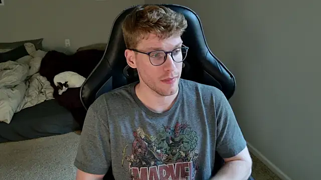 BlueEyedTallGuy94 online show from May 2026 12:38:02 AM