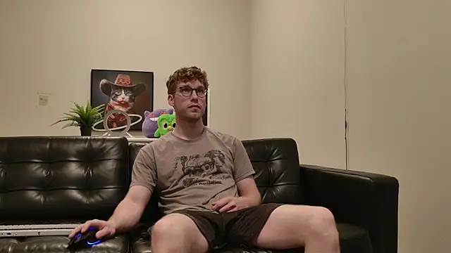 Snapshot of BlueEyedTallGuy94 chatting on October 2025 10:55:02 PM BlueEyedTallGuy94 online show from October 2025 10:55:02 PM