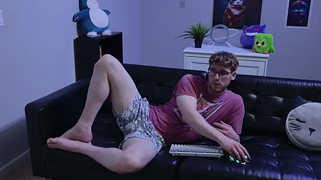 Snapshot of BlueEyedTallGuy94 chatting on September 2025 02:34:01 AM BlueEyedTallGuy94 online show from September 2025 02:34:01 AM