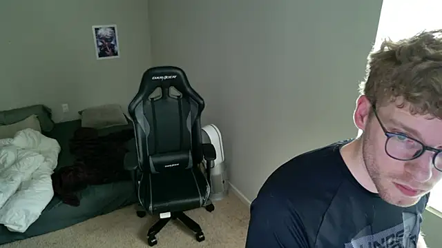 BlueEyedTallGuy94 online show from July 2026 10:46:01 PM