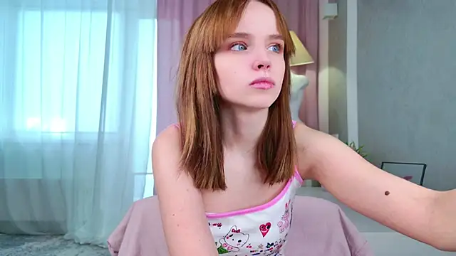 b4by LoL1 online show from September 2025 09:31:01 AM
