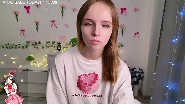 b4by LoL1 online show from March 2025 09:01:02 PM