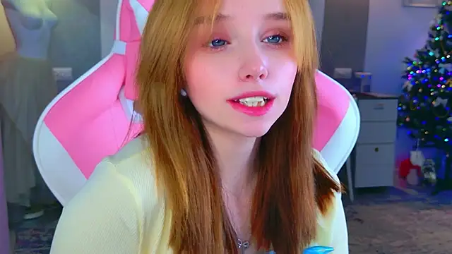 b4by LoL1 online show from December 2025 12:40:02 PM