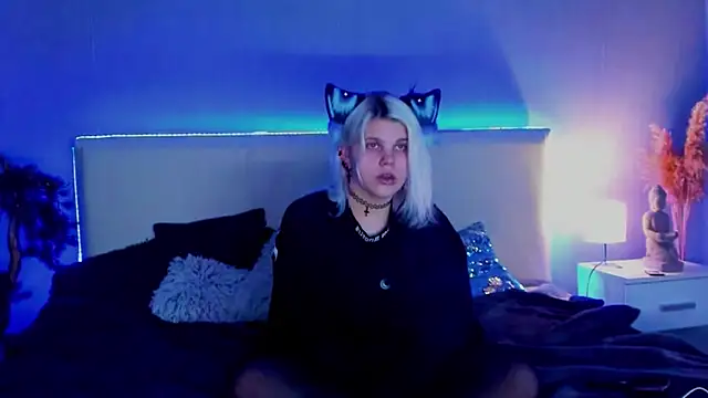 JoannLowe online show from March 2025 11:36:02 PM