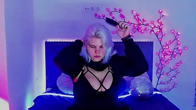 JoannLowe online show from March 2026 08:30:02 PM