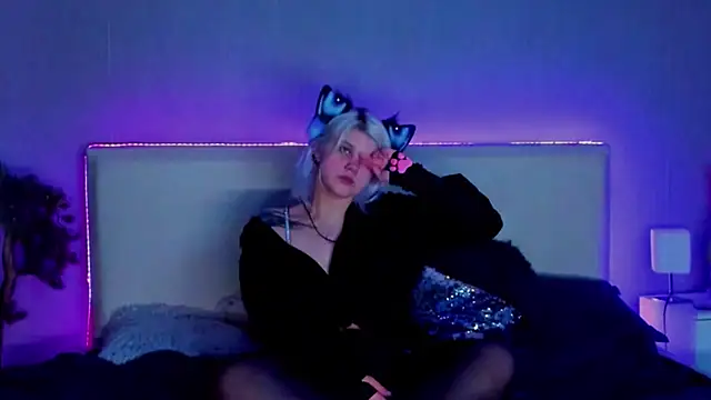 JoannLowe online show from February 2025 03:04:02 AM