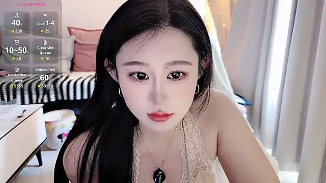 QQ-tutu online show from March 2026 12:55:01 AM